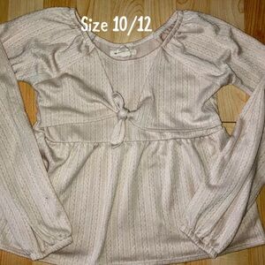 Girls Adorable Long Sleeve Top worn 1x EUC